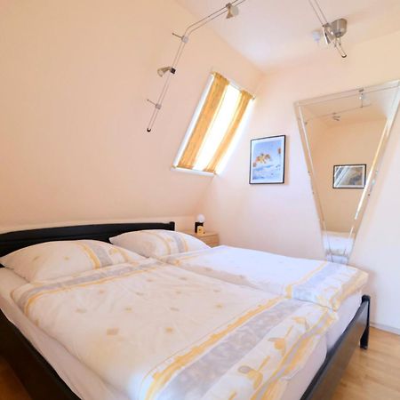 Landjaegerhaus Am Suedstrand - Wohnung 1 + 3 威克奥夫弗尔 外观 照片