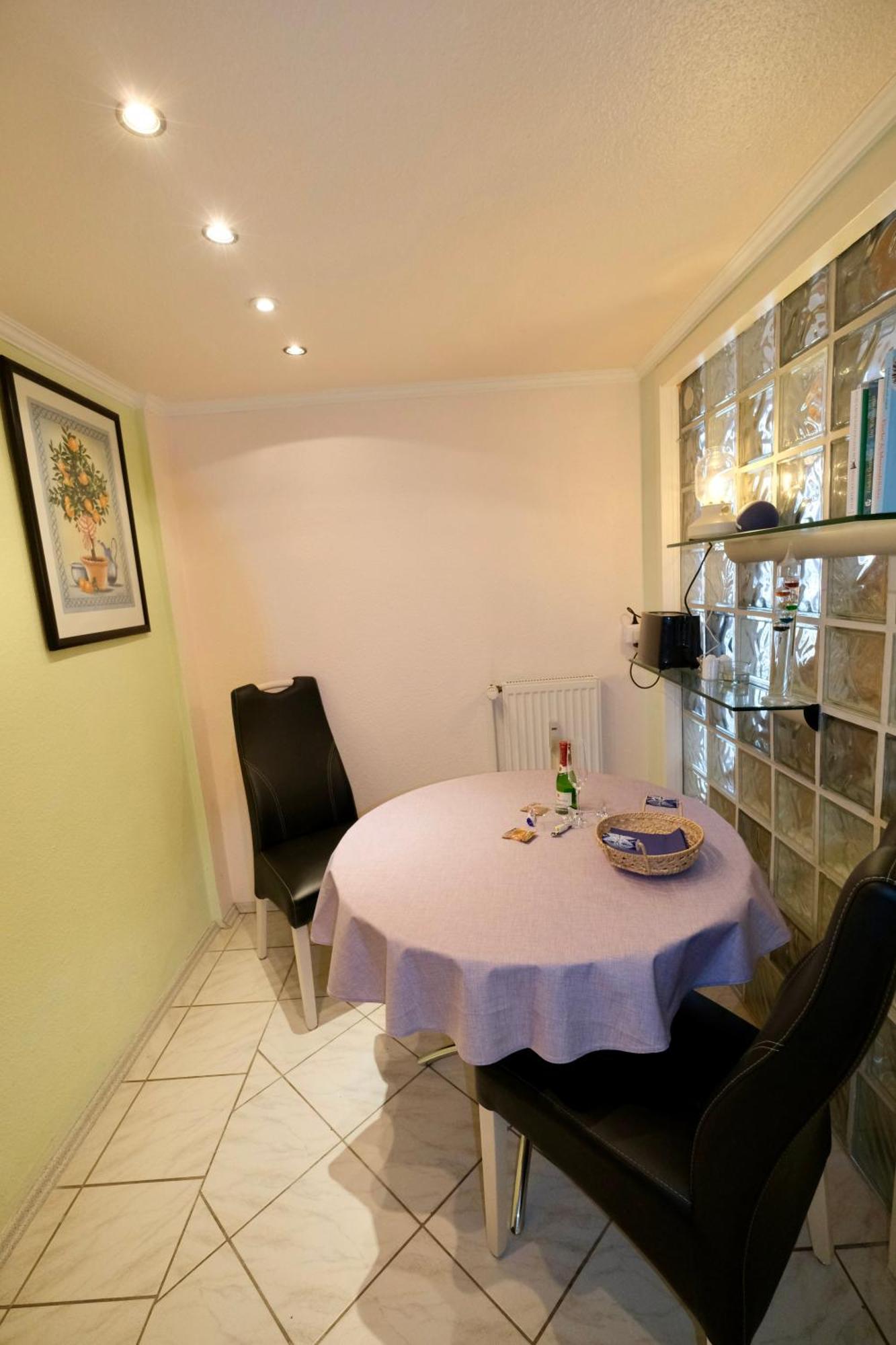 Landjaegerhaus Am Suedstrand - Wohnung 1 + 3 威克奥夫弗尔 外观 照片